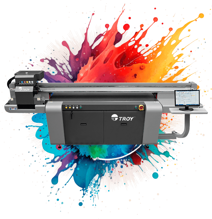 TROY UV-Flachbettdrucker mit Farbspritzern im Hintergrund